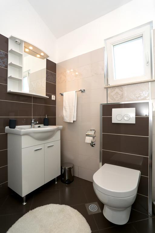 Apartments La Mirage 皮罗瓦茨 外观 照片